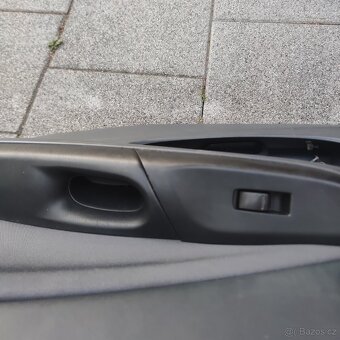 Komplet čalounění dveří Nissan Almera N16 sedan - 7