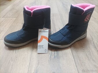 Dámské zimní boty s hřejivou podšívkou - 7