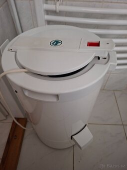 Vířivá pračka a odstředivá ždímačka - 7