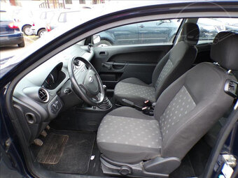 Ford Fiesta 1,3 i - HNED ODJÍŽDÍTE - 7