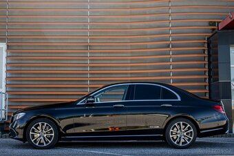 Mercedes-Benz E trieda Sedan 400 4MATIC A/T - 7
