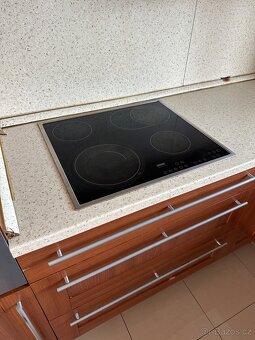 Kuchyňská linka do U + spotřebiče - 7