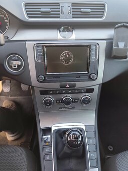 VW Passat Combi 2.0 TDi 103kw - 7