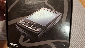 Nokia N95 8GB včetně původního balení - 7