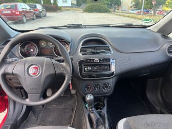 Fiat Punto 1.2i 57kW 2012 hezký stav dovoz DE - 7