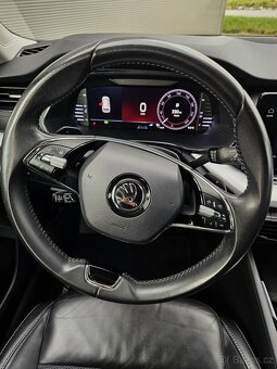 ŠKODA OCTAVIA IV  STYLE  2.0 TDI 110KW DSG MATRIX - 7