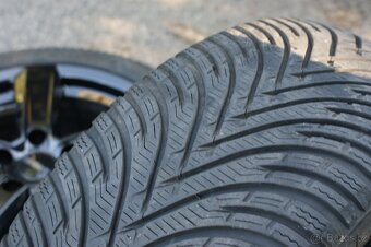 nemecka alu kola DEZENT na VW Audi Seat Skoda R18 zimni pneu - 7