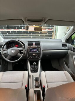 Volkswagen Golf V 1.4 Benzín - 7