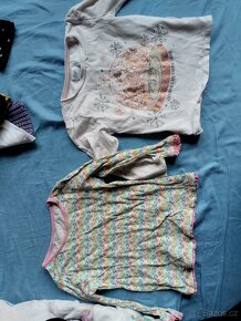 Balík oblečení pro holčičku vel.104 - 7