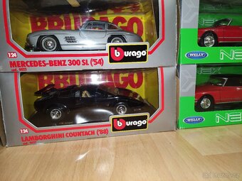 prodám modely automobilů 1:24 - 7