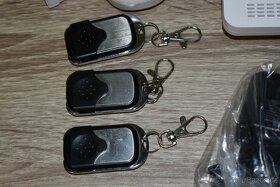 Alarm iGET M3B + Detektor pohybu iGET P1v2 - doprava v ceně - 7