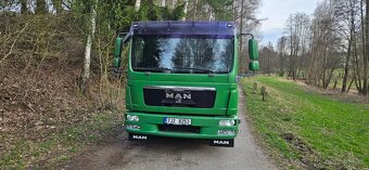 Man TGL 12.220 hákový nosič kontejnerů - 7