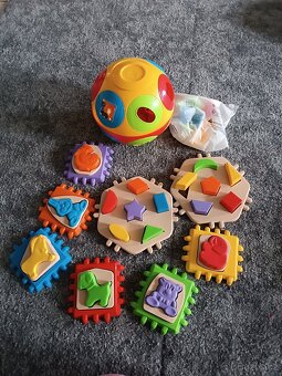 Různé hračky - 7