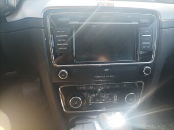 Škoda Superb combi 2,0 tdi 103kW rv. 2011 - 7