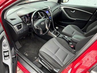 Hyundai i30. 1.6 CRDi  81 Kw - 7