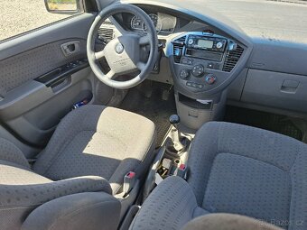 Kia Carens-2.0i - 7
