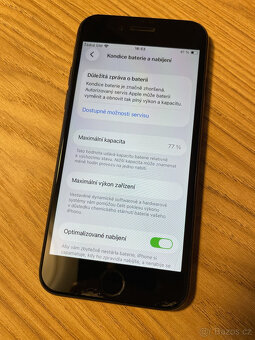 Apple iPhone SE 2020 128 GB, černý - 7