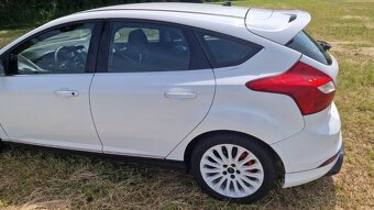 Ford Focus Mk3 1.6 TDCi (2012) – bílý hatchback, výborný sta - 7