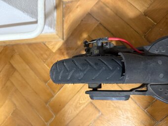 Prodám elektrickou koloběžku Xiaomi Mi Electric Scooter Pro - 7