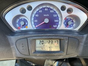 Yamaha Versity 300 - 7