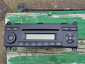 PRODÁM ORIGINAL AUTORADIO MB SPRINTER - 7