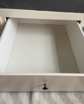Postel Ikea Hemnes - 7