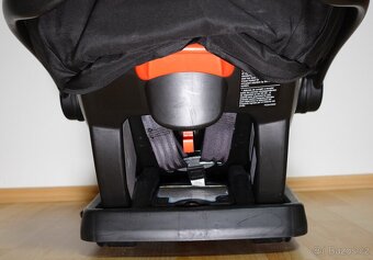 Autosedačka Graco Snugride Snuglock 35 vč. základny - 7