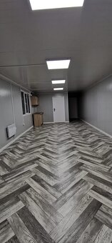 Obytný/kancelářský kontejner o rozměru 4 x 12 m - 7