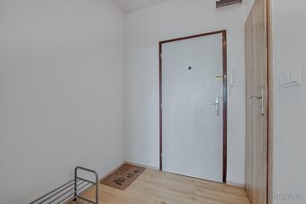 Pronájem družstevní garsoniery/33m2 - ul. Adamusova, Orlová  - 7