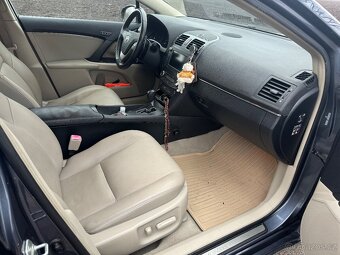 Toyota Avensis 2,2 diesel Automat převodovka - 7