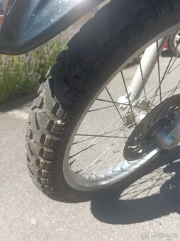 Prodám Yamahu XT125R - 7
