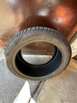Zimní pneu PIRELLI  WINTER 2 SCORPION 285/40 R 21 - 7