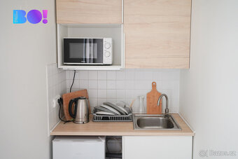 Pronájem kanceláře 120 m² + sklad 17,6 m², 3. patro – klimat - 7