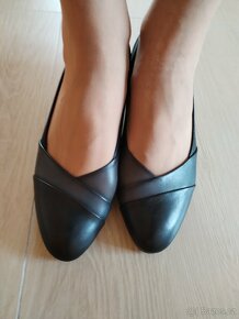 Nádherné kožené lodičky - 7
