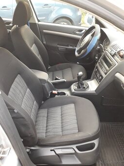 Škoda Octavie 2 facelift 2.0 TDI 103kw r.v.2011 - 7