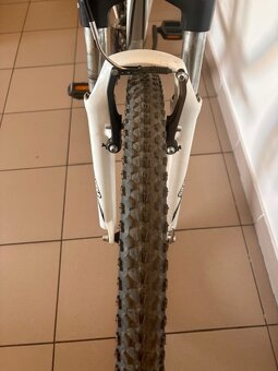 Horské kolo Specialized Myka 26, rám M 17" - 7