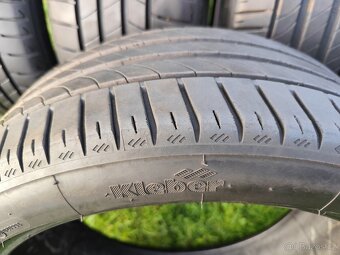 Letní pneu 225/40/19 - 7