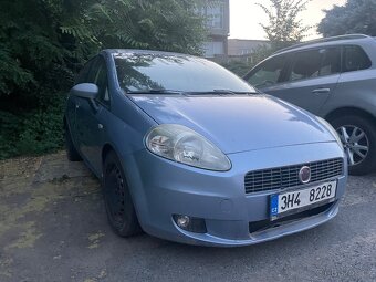Prodám nebo vyměním Fiat Grande Punto 1.2i  48 KW   R.V.2009 - 7