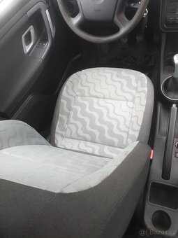 Škoda Fabia 2 1.6 16 v benzin 2009  top stav - 7