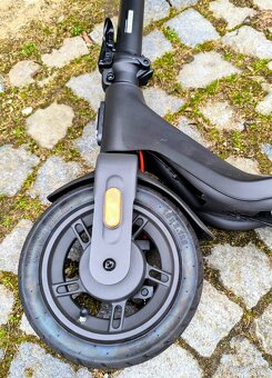 Elektrická koloběžka XIAOMI 4 Lite 2. generace - 7