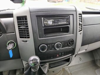 Volkswagen Crafter 2.0 TDI, FUNKČNÍ KLIMA - 7
