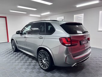 BMW X5 M 4.4i 423 kW 140tkm Odpočet DPH - 7