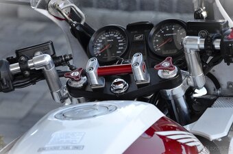 Honda CB 1300 - 7