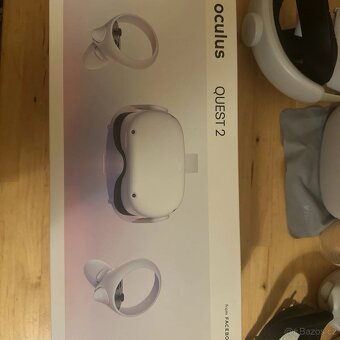 Oculus Meta Quest 2 - 7