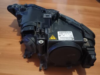 Audi A4 8K0 LE10B6235 - 7