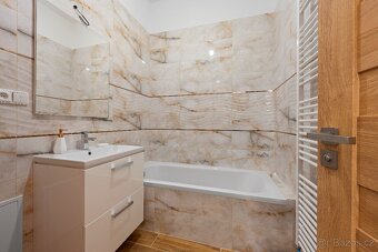 LUXUSNÍ NOVÝ Byt 2kk 50m2 Židlochovice-centrum; 3 metrové st - 7
