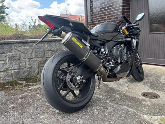 Yamaha R1 2018 najeto 3 tis. - 7