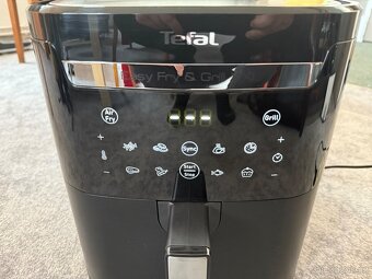 Horkovzdušná fritéza Tefal - 7