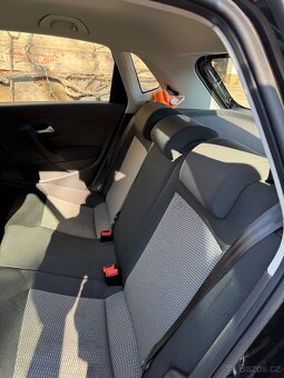 Volkswagen Polo - 7