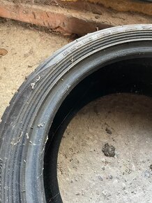 Zimní gumy 215/50R17 na spálení - 2ks - 7